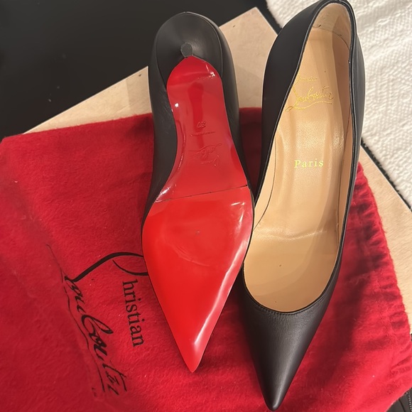 Classic black red bottoms for any occasion - Picture 3 of 4